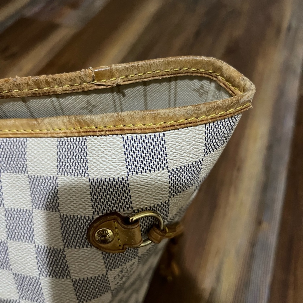 Louis Vuitton Neverfull MM in Damier Azur - Picture 8 of 13